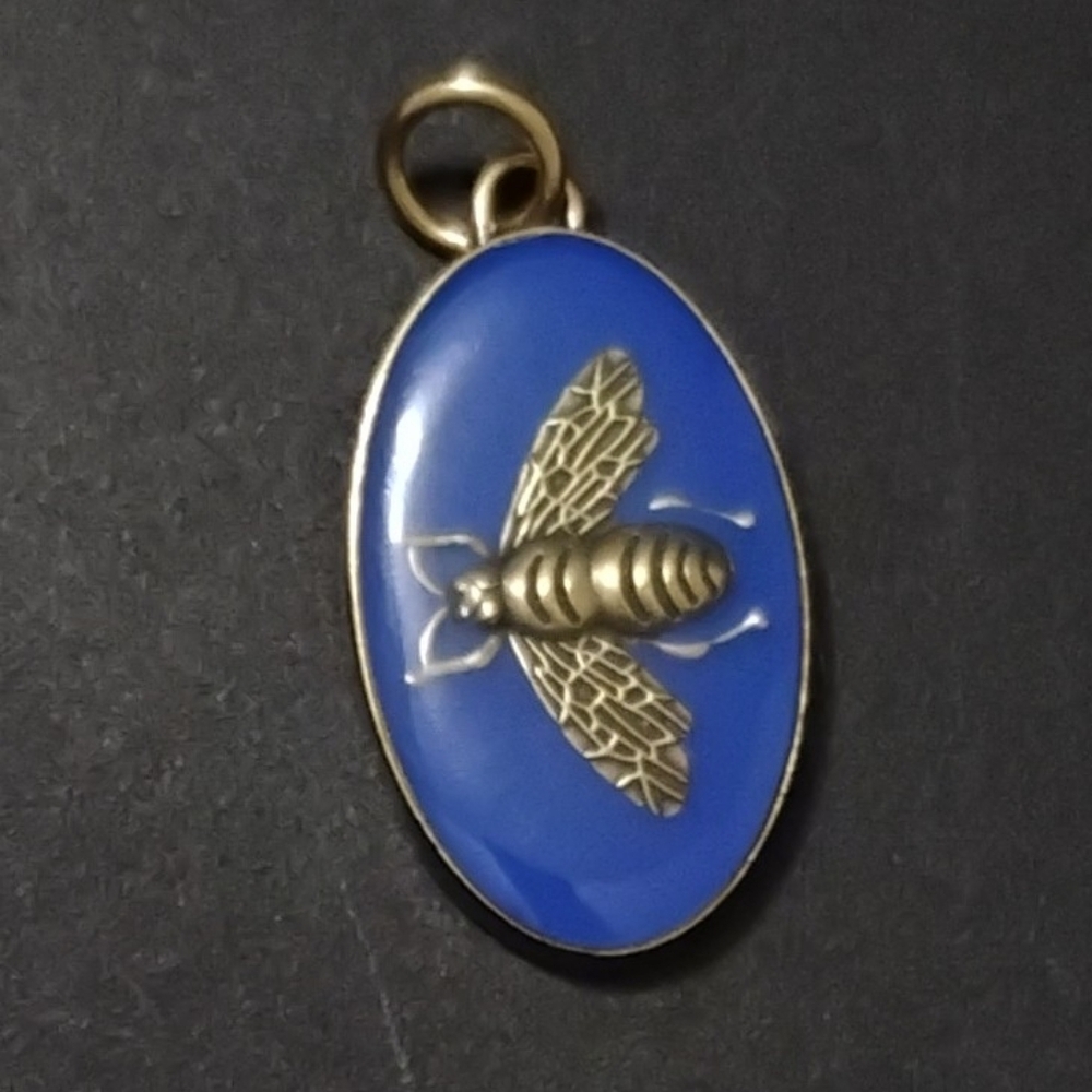 Gucci Gold Bee Oval Pendant with Bright Blue Enamel
